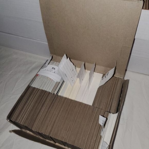 Topps Assorted Baseball Cards Lot of 100 Random - Picture 3 of 7